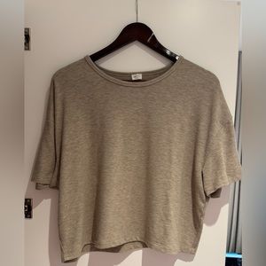 Beige Wilfred Crop Top 👌